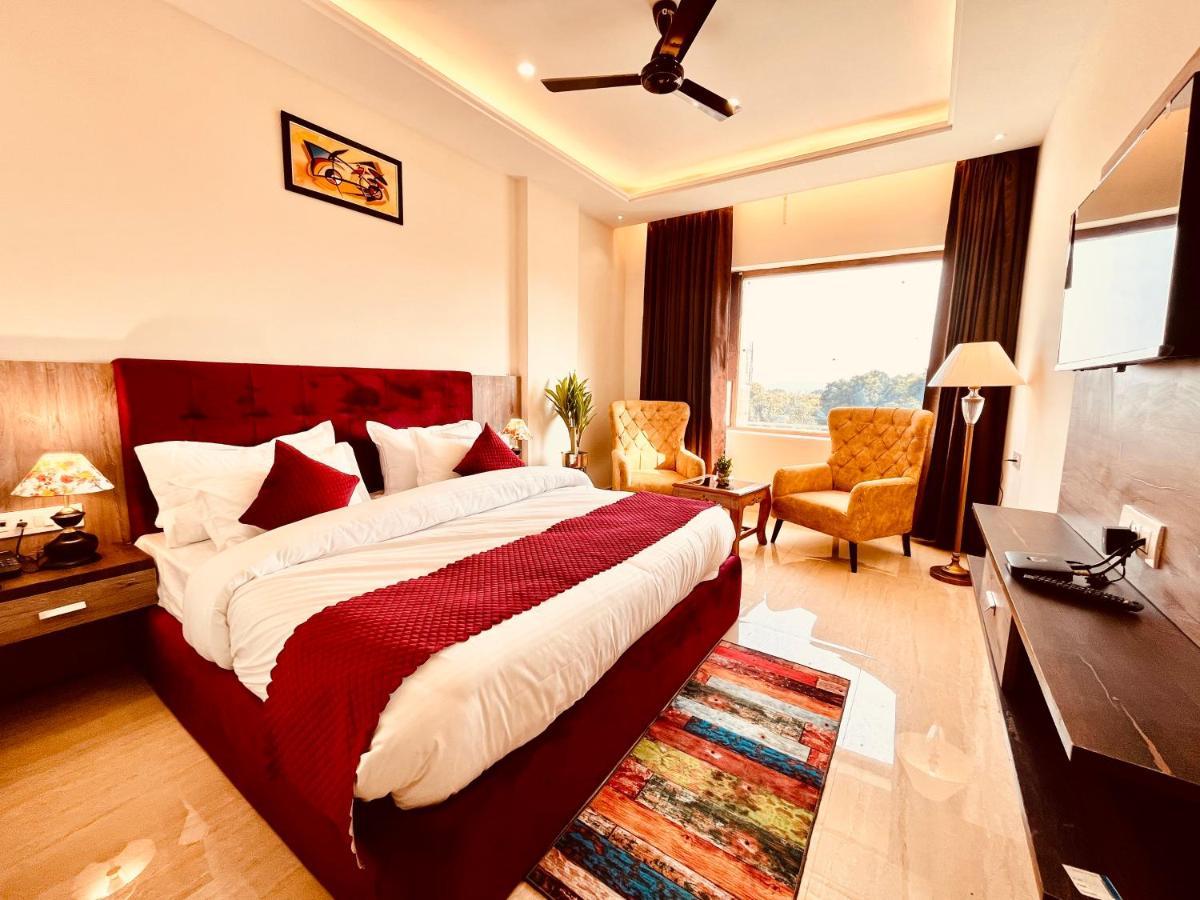 Gange Blossam Resort, Haridwār Buitenkant foto